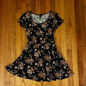 Black and gold floral Forever 21 A-line